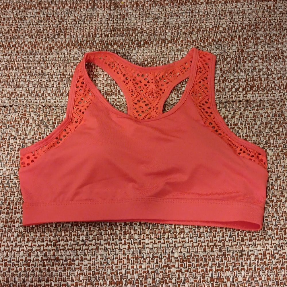 New Lace Racerback Pullover Red Sports‎ Bra Medium New With Tags